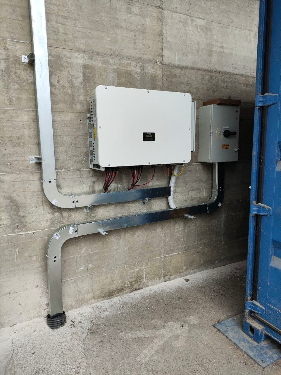 Installazione inverter e linee di campo