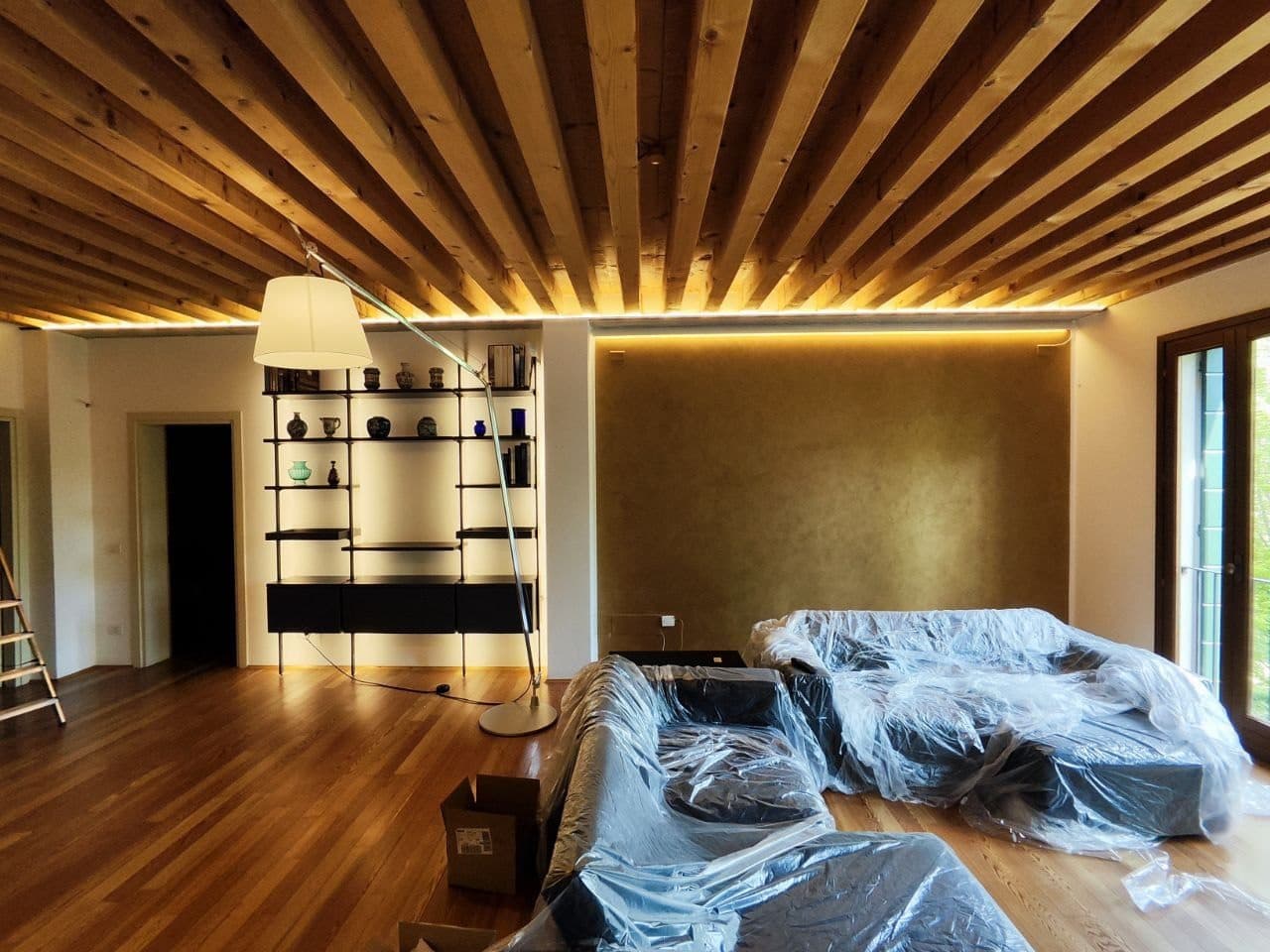 Illuminazione LED di design — interni residenziali