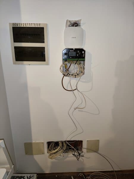 Inverter fotovoltaico e cablaggio a regola d'arte — Voltio, impianti a Padova e in Veneto