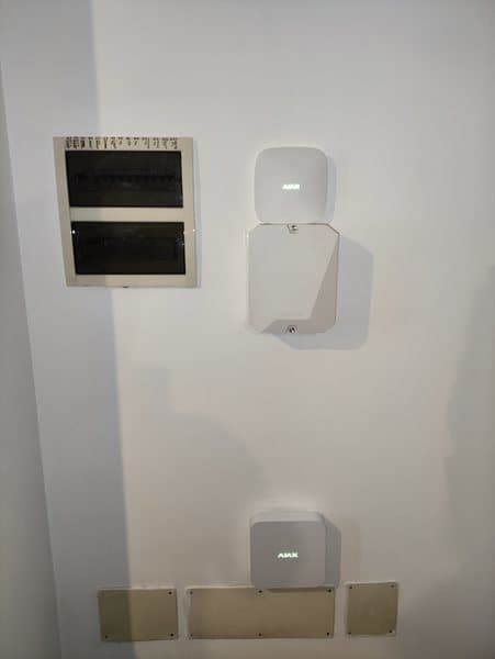 Inverter fotovoltaico e cablaggio a regola d'arte — Voltio, impianti a Padova e in Veneto