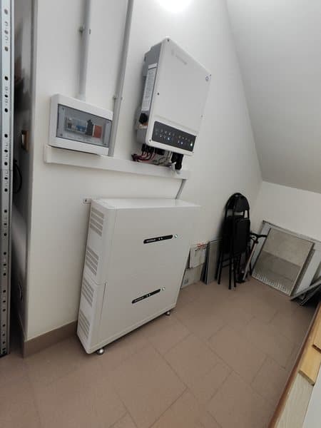 Inverter fotovoltaico con sistema di accumulo — Voltio, impianti a Padova e in Veneto