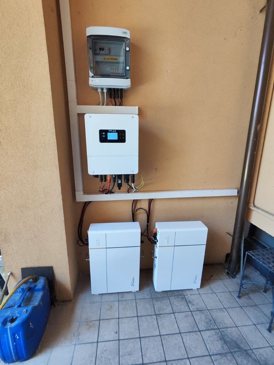 Impianto FV su capannone agricolo con struttura su falda — Veneto