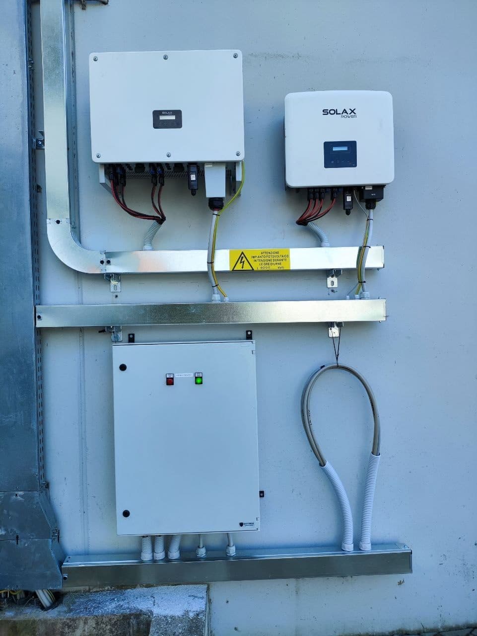 Sistema ibrido SolaX con doppio accumulo — Padova