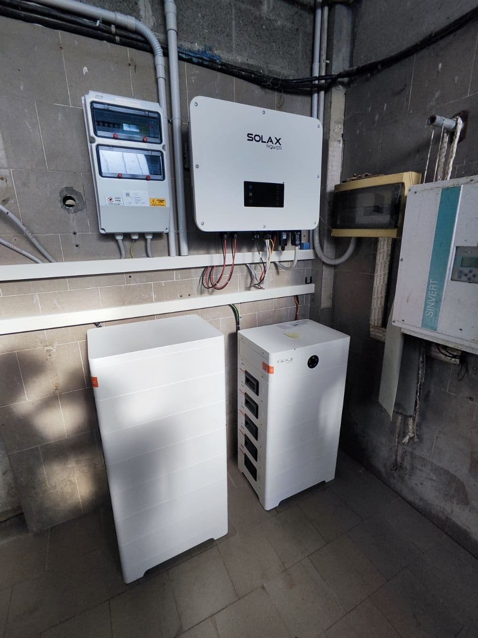 Sistema ibrido SolaX con doppio accumulo — Padova