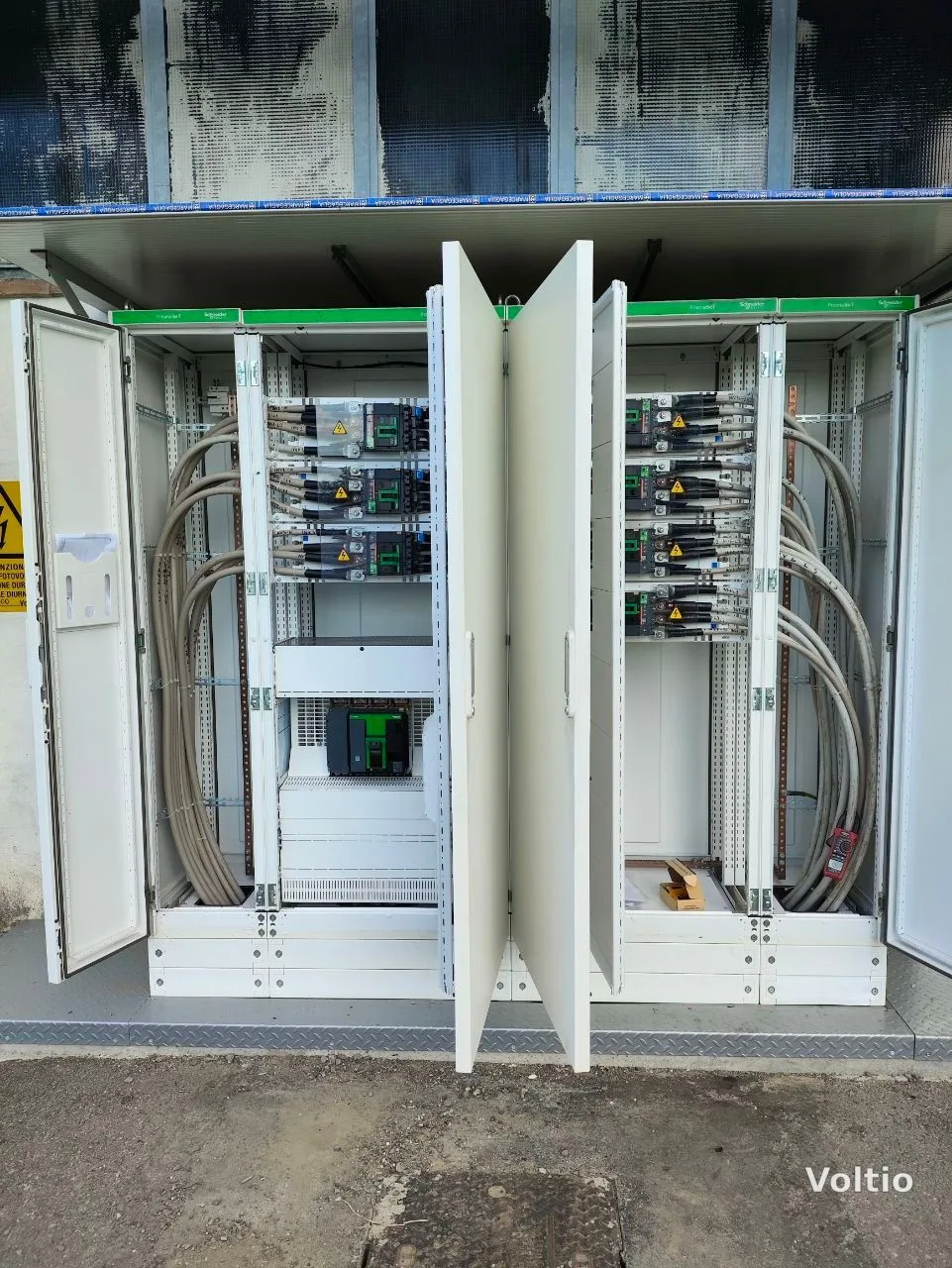 Fotovoltaico industriale da 500 kW: adeguamento CCI e messa in servizio SolarEdge